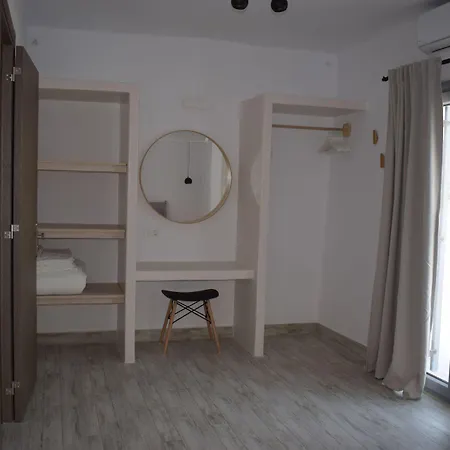 Niabelo Apartmán Kamári