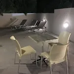 Niabelo Apartamento Kamári