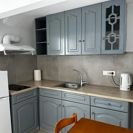 Apartment Niabelo *